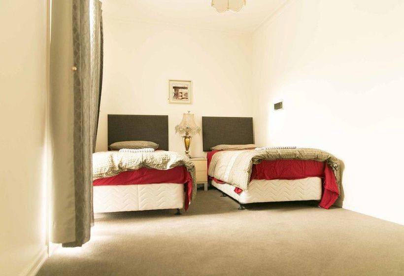 Hawthorn Holiday House | Hawthorn | Victoria | Australia 2