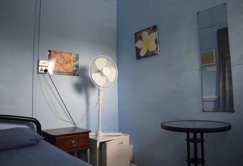 Hotel Gecko's Backpackers Cairns | Cairns | Queensland | Australia 16