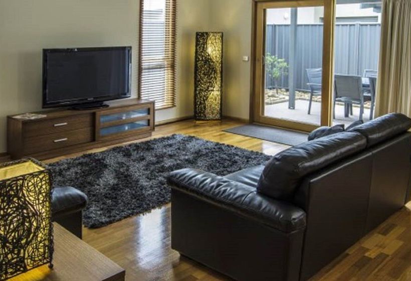 Apartments On Church | Lakes Entrance | Victoria | Australia 10