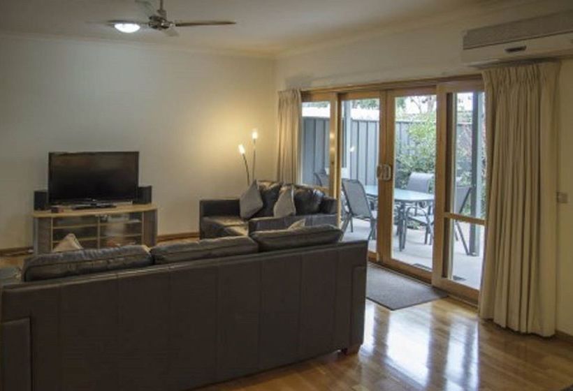 Apartments On Church | Lakes Entrance | Victoria | Australia 11