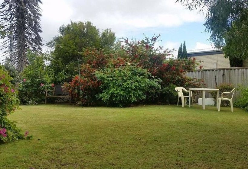 Pension Le Grand Chateau | Esperance | Western Australia | Australia 5