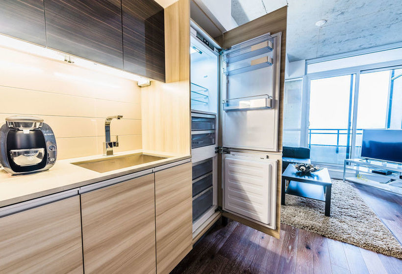 Gladstone Suites - Toronto Central | Toronto | Ontario | Canada 10