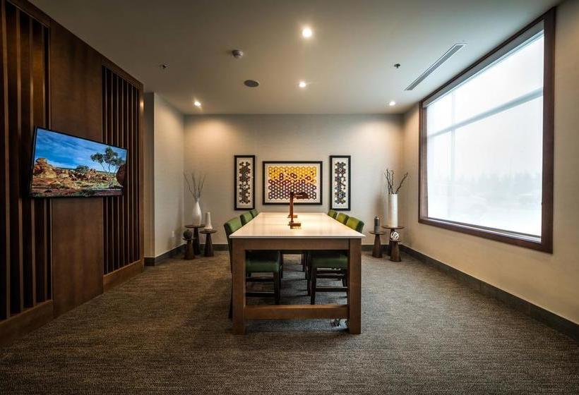 Hotel Holiday Inn Express & Suites West Edmonton Mall Area | Edmonton | Alberta | Canada 14