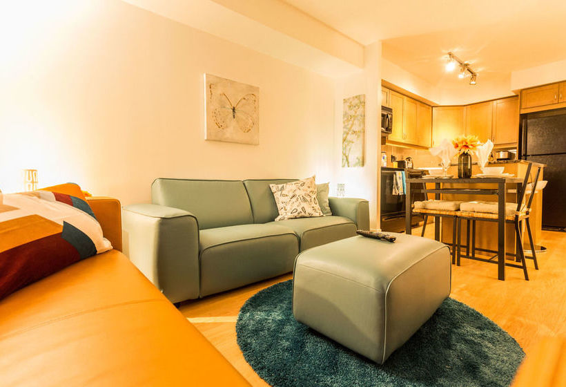 Red Maple Suites Blue Jays Way | Toronto | Ontario | Canada 18