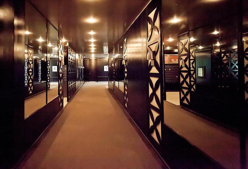 Red Maple Suites Blue Jays Way | Toronto | Ontario | Canada 2