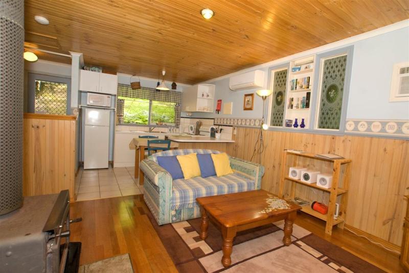 Hotel Hill 'n' Dale Farm Cottages | Melbourne | Victoria | Australia 1