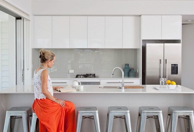 Bujerum Apartments On Burleigh | Burleigh Heads | Queensland | Australia 11