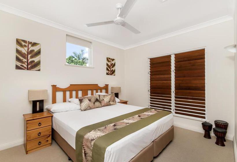The Reef Retreat Townhouses Palm Cove