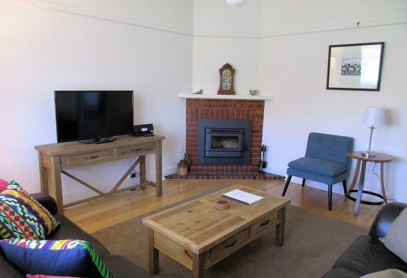 Mataro Cottage | Tanunda | South Australia | Australia 7