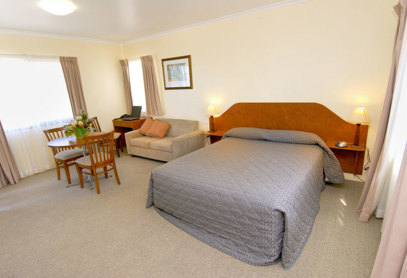 Hotel The Village On Blain | Blackwater | Queensland | Australia 16