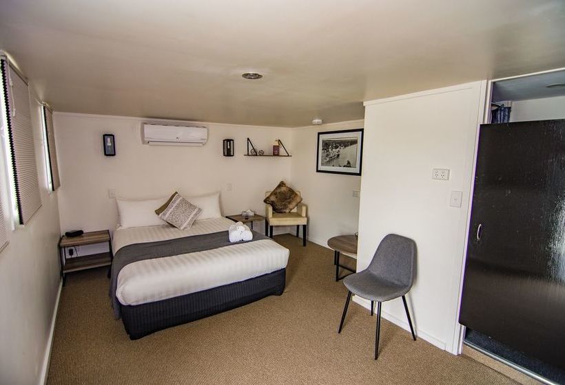 Hotel Murray River Queen | Waikerie | South Australia | Australia 4