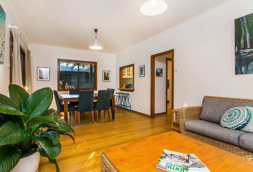 Beach Chalet | Byron Bay | New South Wales | Australia 13