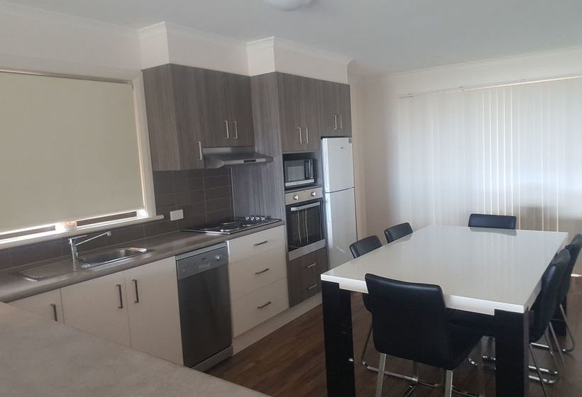 Hotel Wallaroo North Beach Tourist Park | Wallaroo | South Australia | Australia 2