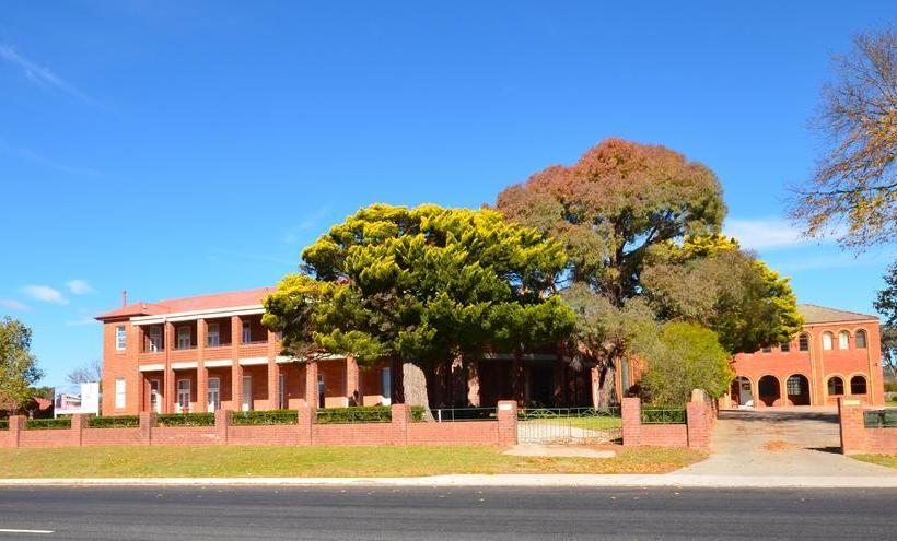 Motel The Hallows Accommodation | Bathurst | New South Wales | Australia 10