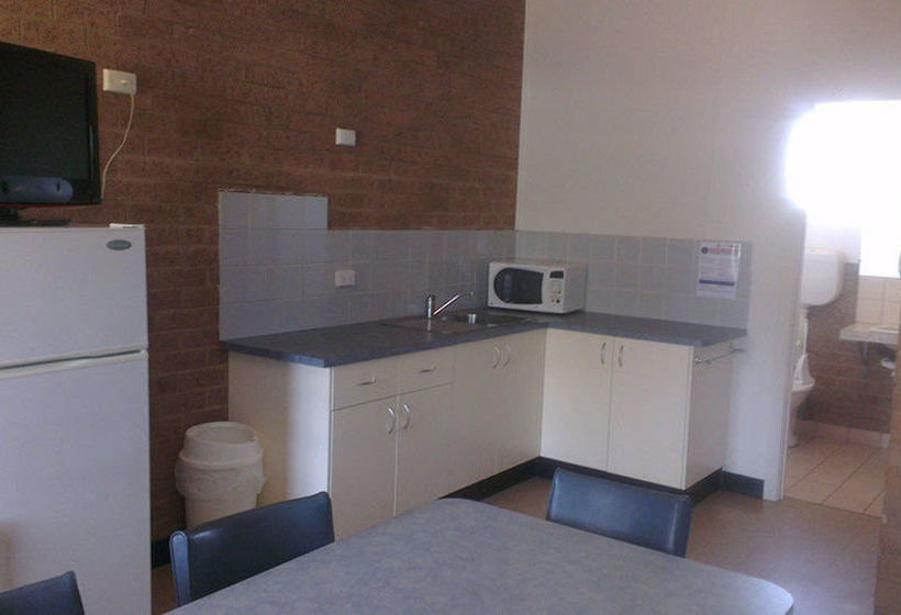 Hotel Lake Talbot Tourist Park | Narrandera | New South Wales | Australia 7