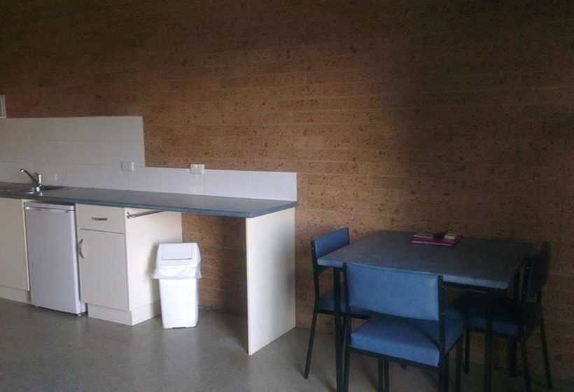 Hotel Lake Talbot Tourist Park | Narrandera | New South Wales | Australia 8