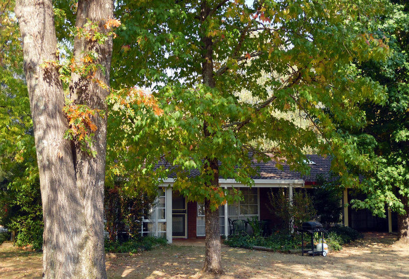 Bright Highland Valley Cottages Victoria