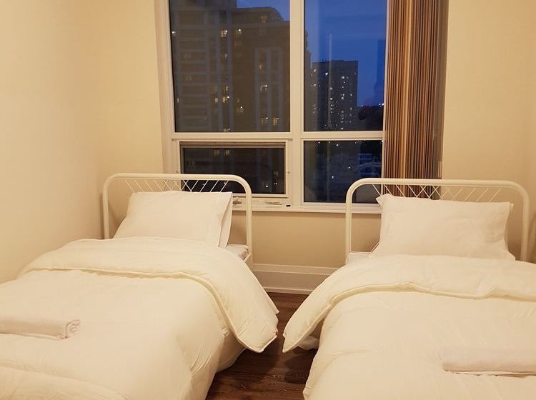 Kashaneh Guest House Harrison Garden | Toronto | Ontario | Canada 7