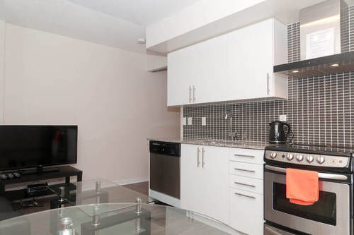 Life Suites Front And Spadina | Toronto | Ontario | Canada 13