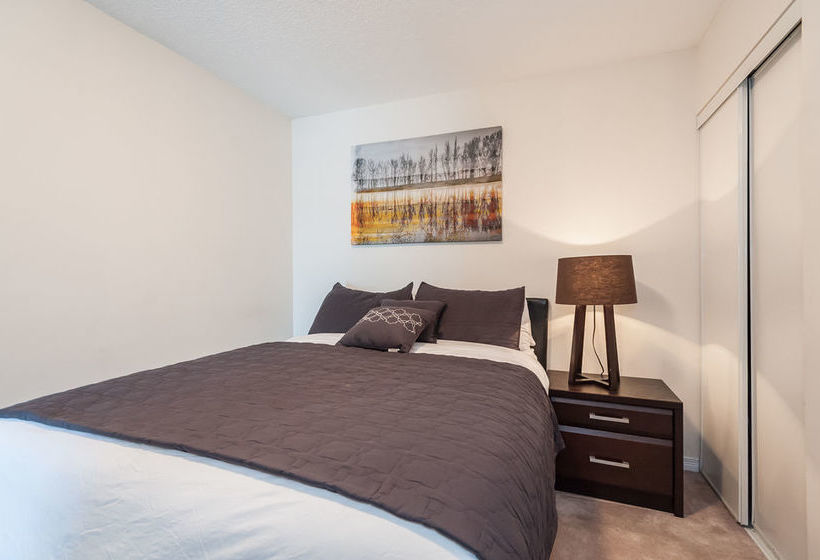 Life Suites Front And Spadina | Toronto | Ontario | Canada 5