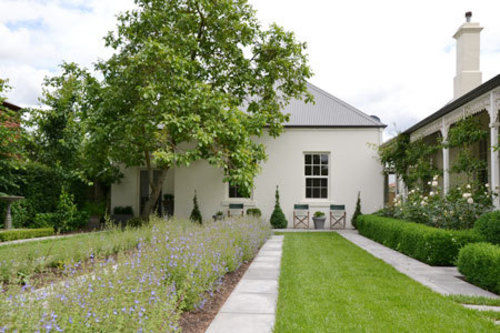 Camellia Cottage Bed & Breakfast Ballarat