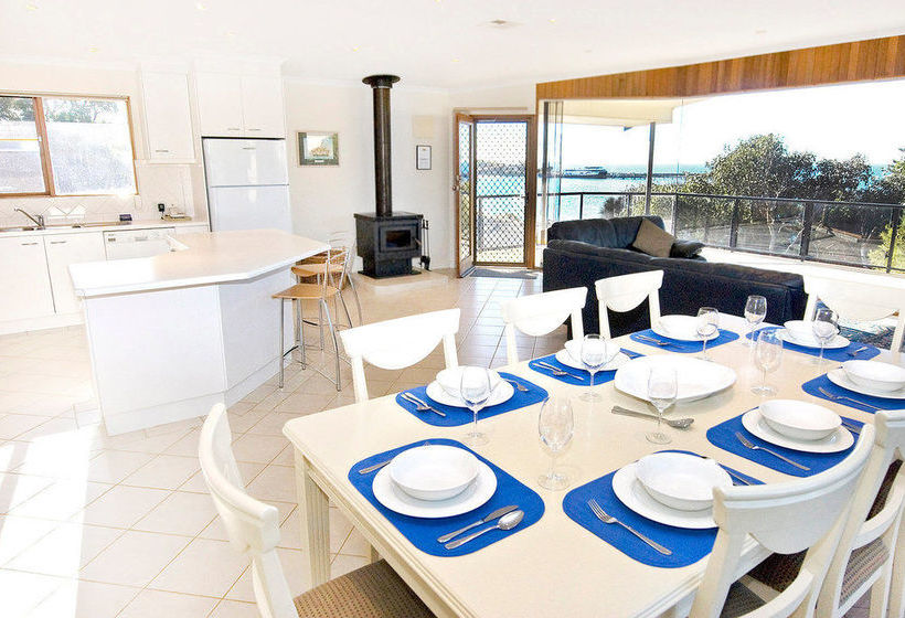 Baudin House | Penneshaw | South Australia | Australia 5