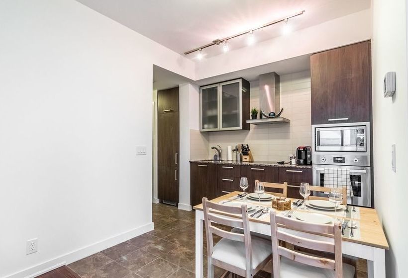 Aoc Suites Heart Of Downtown Condo | Toronto | Ontario | Canada 12