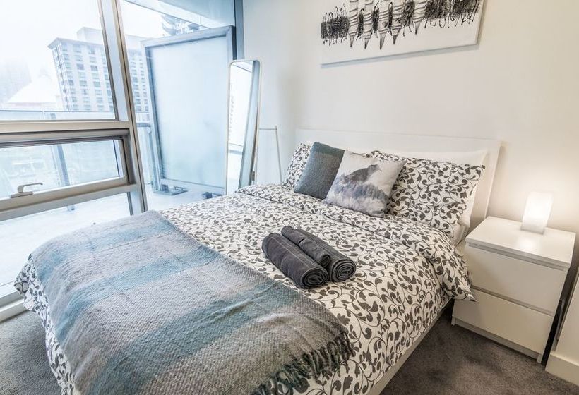 Aoc Suites Heart Of Downtown Condo | Toronto | Ontario | Canada 2