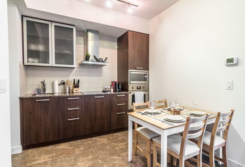 Aoc Suites Heart Of Downtown Condo | Toronto | Ontario | Canada 9