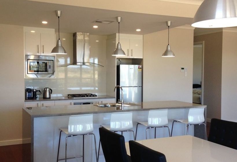 Neagles Retreat Villas | Clare | South Australia | Australia 9