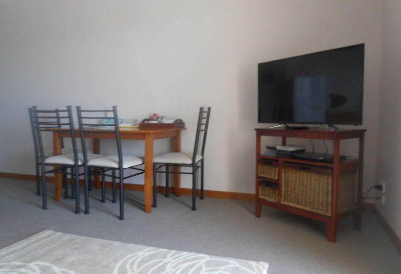 Hotel Pastimes Riverfront Apartments | Rosevears | Tasmanien | Australien 4