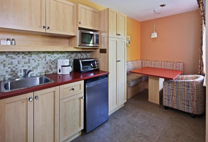 Hotel Castel De La Mer | La Malbaie | Quebec | Canada 10