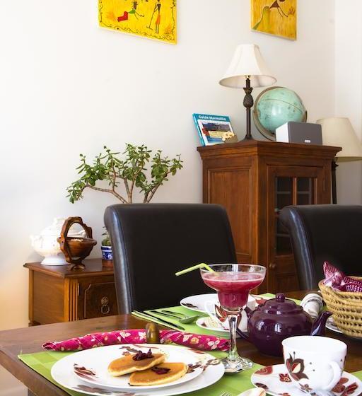 Hotel Au Croissant De Lune | Quebec | Quebec | Canada 5