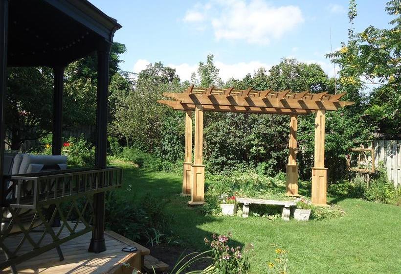 Hotel Absolute Elegance Bed & Breakfast | Niagara Falls | Ontario | Canada 1