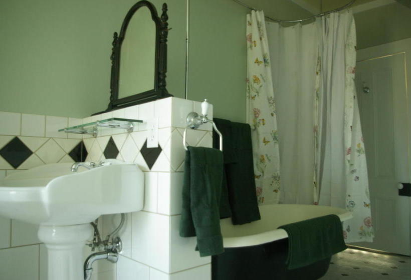 Hotel Holmesdale House | Duncan | British Columbia | Canada 2