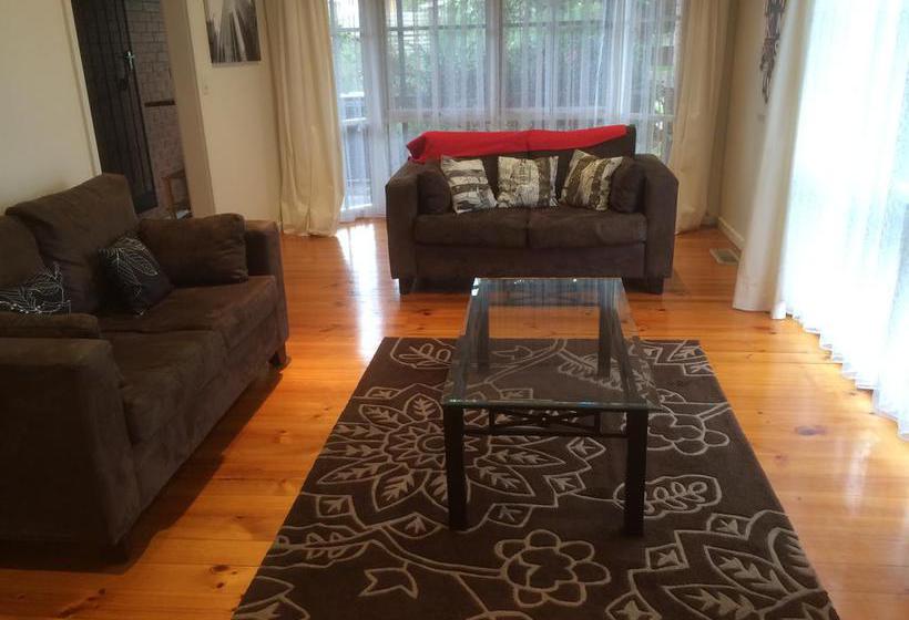 Australian Home Away Doncaster Elgar 2 | Doncaster | Victoria | Australia 3