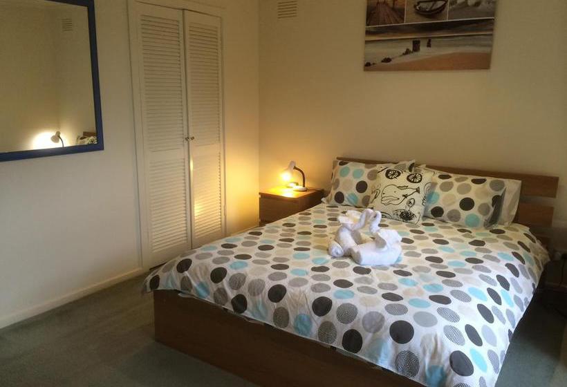 Australian Home Away Doncaster Elgar 2 | Doncaster | Victoria | Australia 6