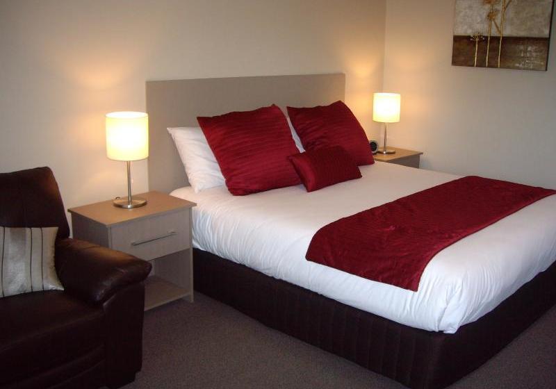 Motel Golden Chain Tower Motor Inn | Mount Gambier | South Australia | Australia 1