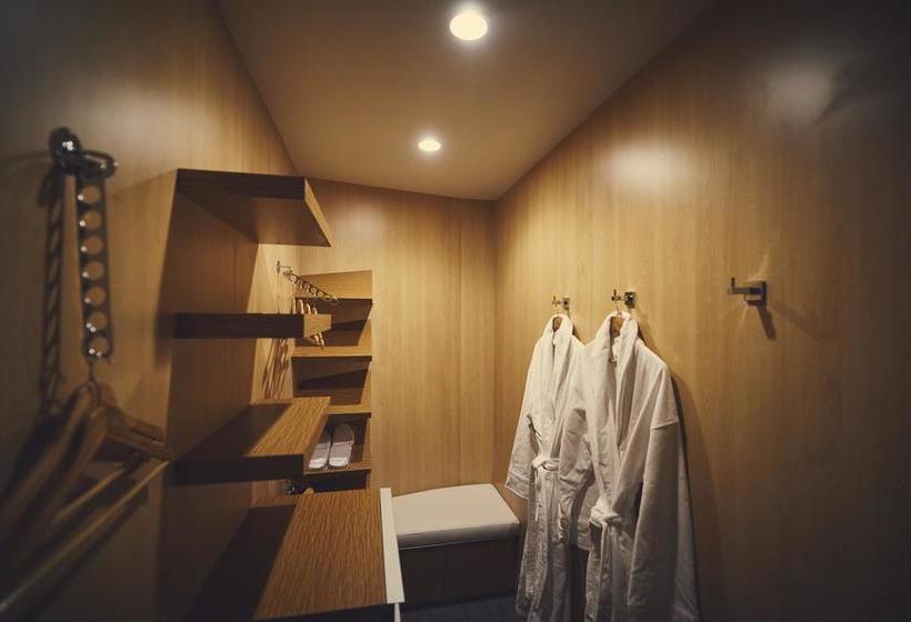 Hotel The Luxus Boutique | St. John'S | Newfoundland and Labrador | Canada 15