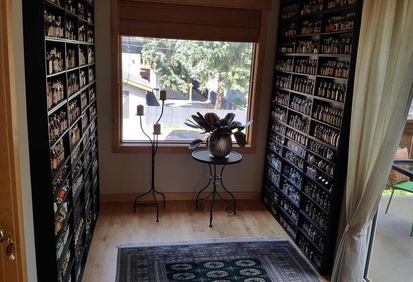 Bed and Breakfast The Howling Wolf | Canmore | Alberta | Canada 9