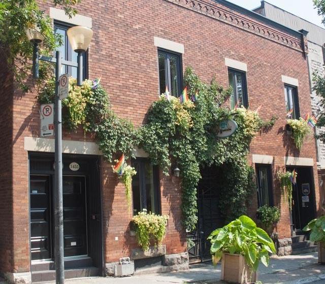 Sir Montcalm Gite B&b | Montreal | Quebec | Canada 10