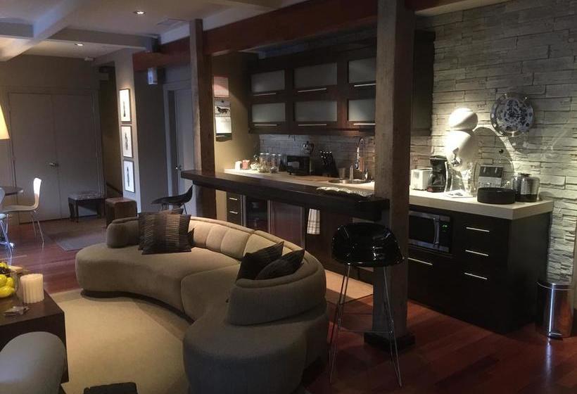 Sir Montcalm Gite B&b | Montreal | Quebec | Canada 6