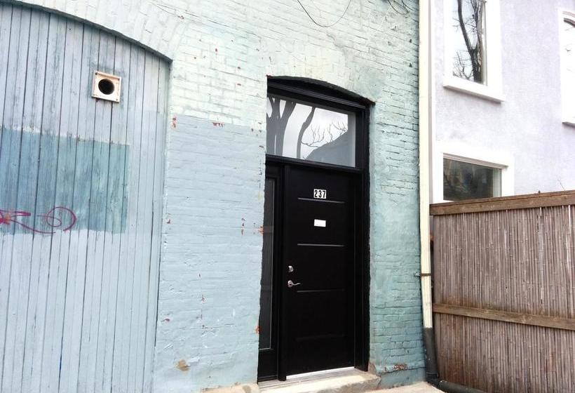 Hostel Bnbto | Toronto | Ontario | Canada 12