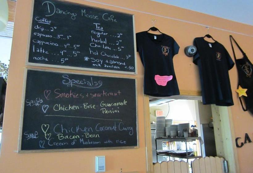 Bayside Bed & Breakfast | Yellowknife | Northwest Territories | Canada 13