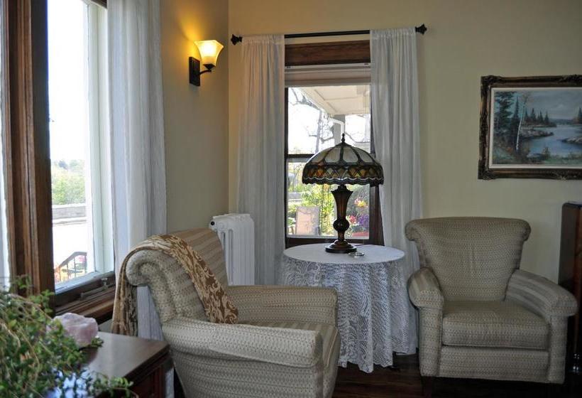 Greystone Manor Bed And Breakfast | Niagara Falls | Ontario | Canada 16