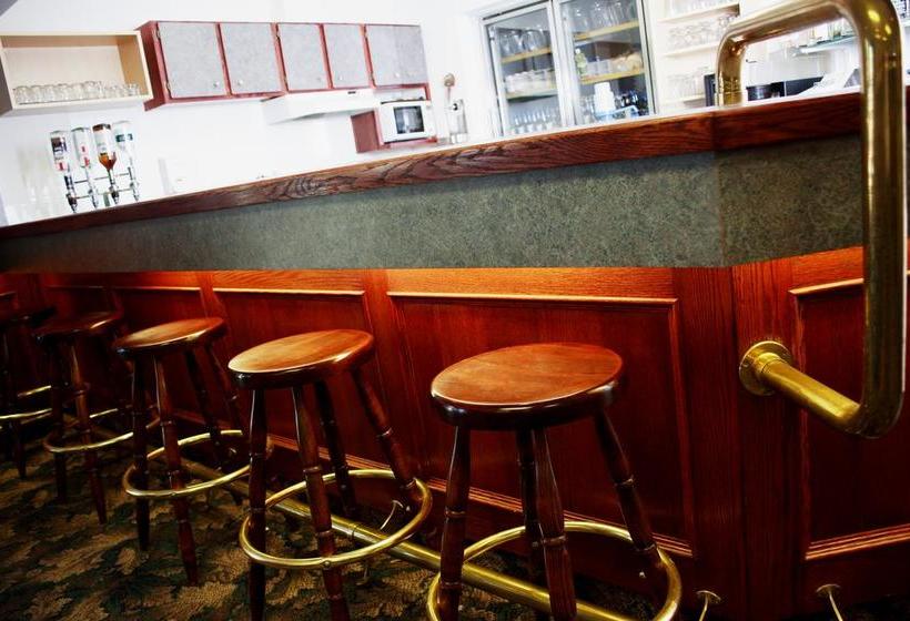 Motel Country Club Inn | Lacombe | Alberta | Canada 6