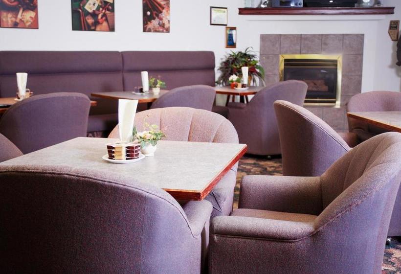 Motel Country Club Inn | Lacombe | Alberta | Canada 7