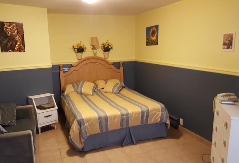 Motel Côté | Riviere du Loup | Quebec | Canada 1