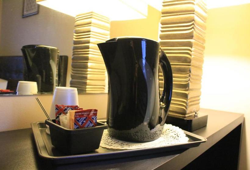 Motel Lyston Inn | Yamachiche | Quebec | Canada 11