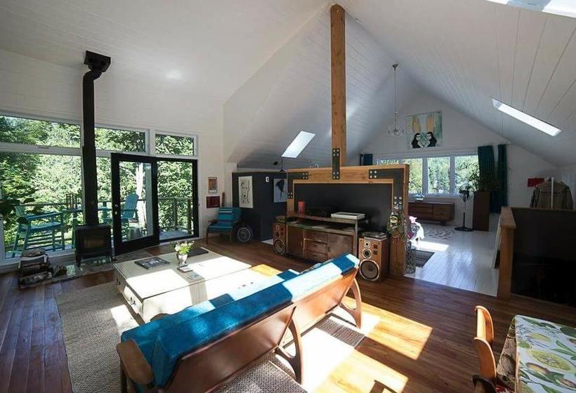 Bed and Breakfast Au Balcon Chez Juliette | Saint-Mathieu-du-Parc | Quebec | Canada 4